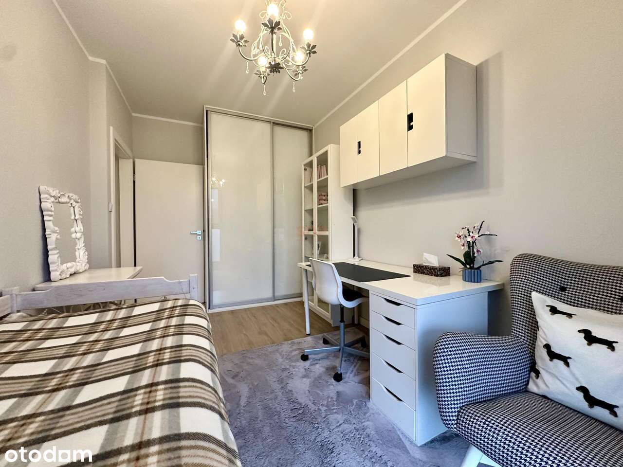 3-pokojowe mieszkanie z balkonem w spokojnej części Włoch-6