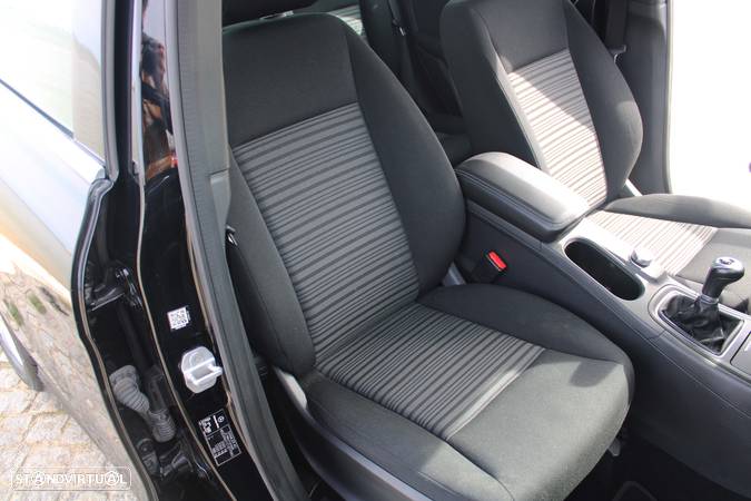 Mercedes-Benz B 180 CDi BlueEfficiency - 9