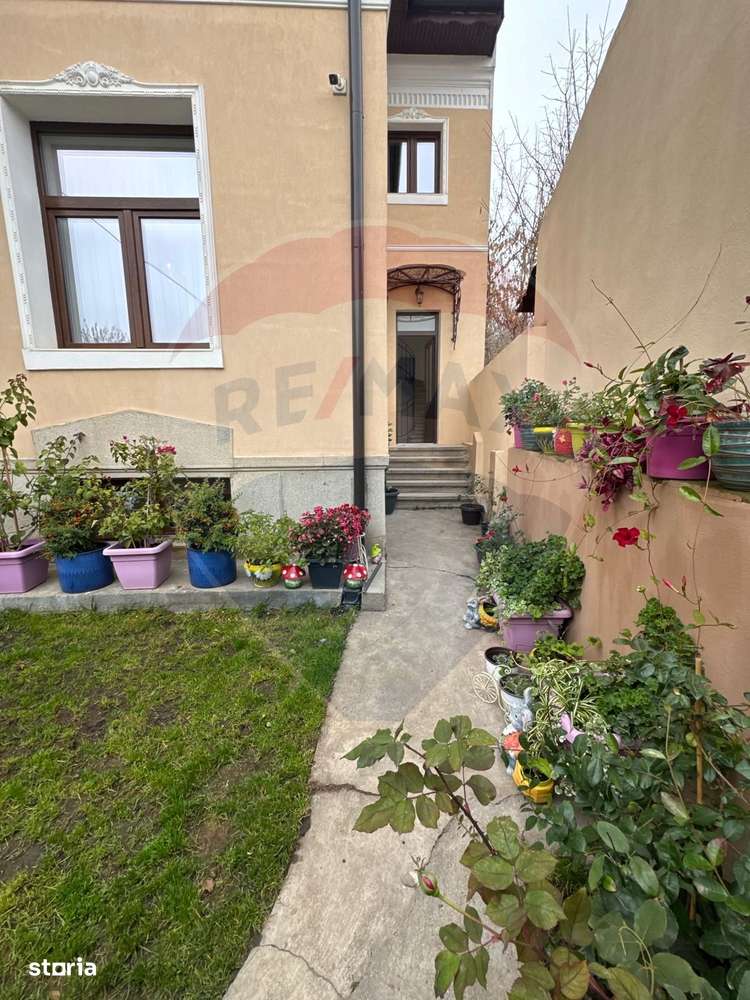 Casă stil boieresc,zona centrala, teren 450mp, comision zero-5