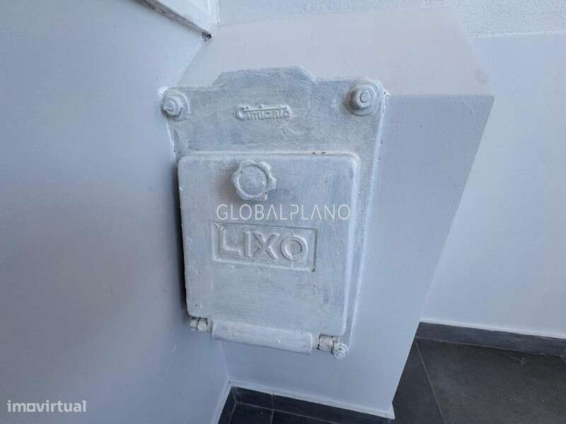 Apartamento T3 Avenida 25 de Abril-7