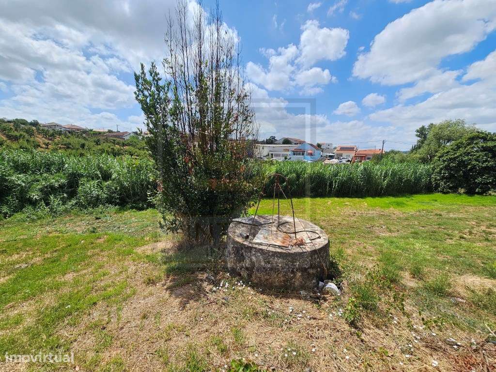Moradia para Recuperar com Terreno de 1.600 m² na Ventosa, Cadaval-19
