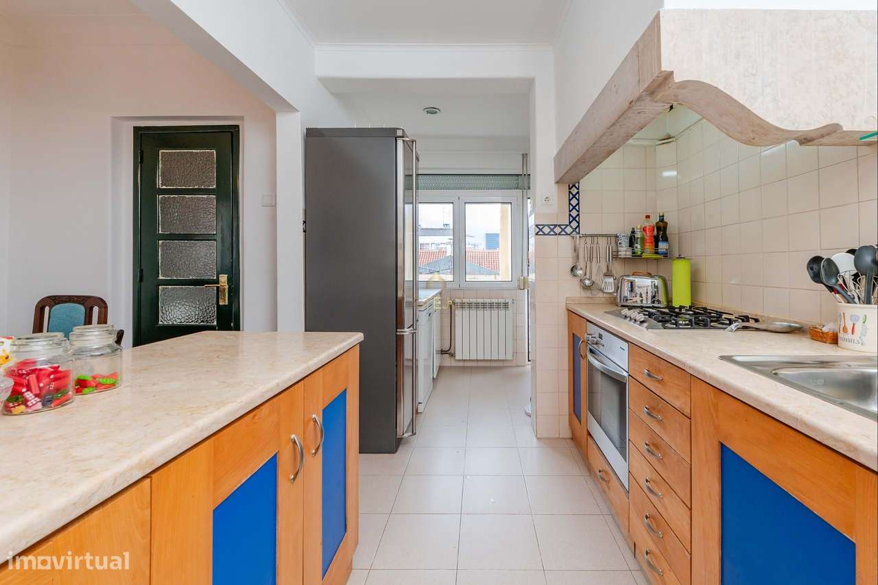 Apartamento T4 Charme Lisboa-13