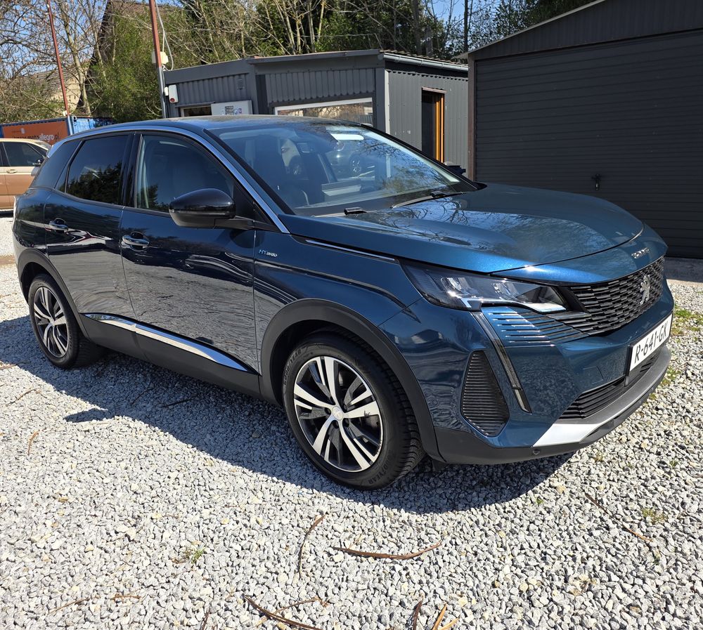 Peugeot 3008 II 1.6 PureTech Hybrid PHEV Road Trip S&S EAT8 2022