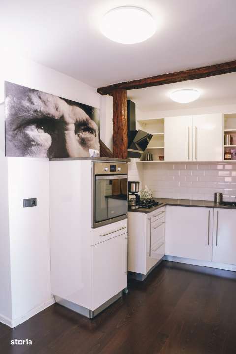 Apartament 3 camere superb, gata renovat – Centrul Istoric Sibiu!-6