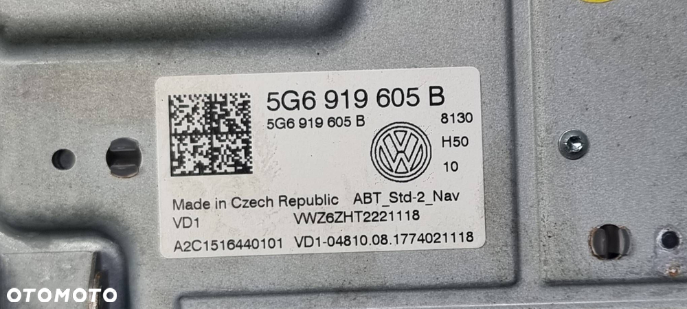 RADIO VOLKSWAGEN PASSAT B8 5G6919605B - 5