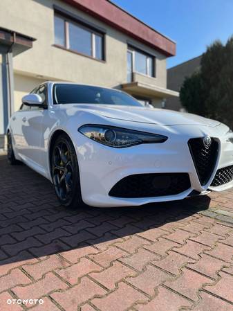 Alfa Romeo Giulia 2.0 Turbo 16V AT8 Veloce Ti - 8