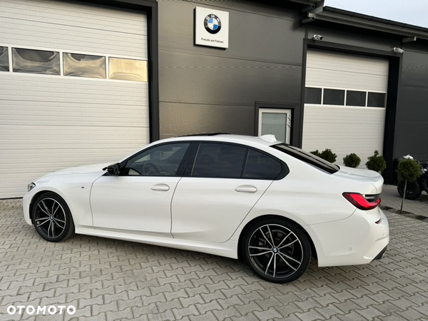 BMW Seria 3 320i M Sport - 16