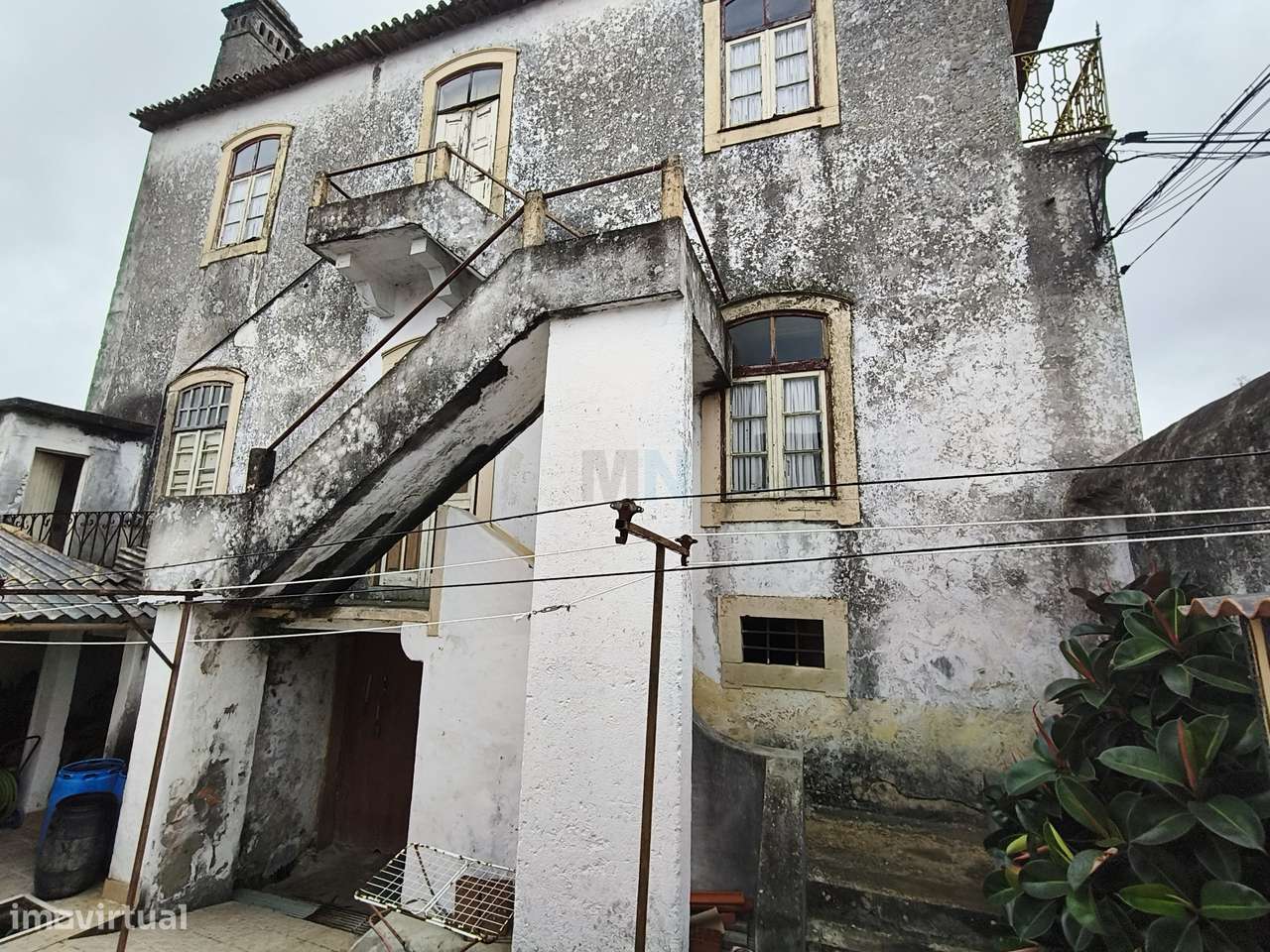 Prédio para Renovação Total-18