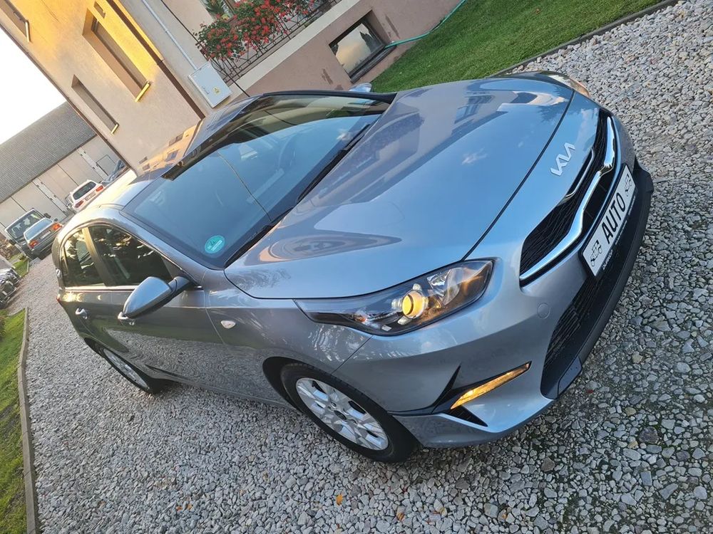 Kia Ceed III 1.5 T-GDI Business Line 2022