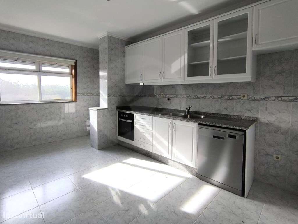 T2 + 1 para Arrendamento Anual em Gião - Grande imagem: 3/26