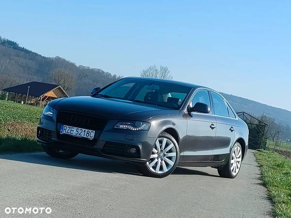 Audi A4 2.0 TDI Multitronic - 5