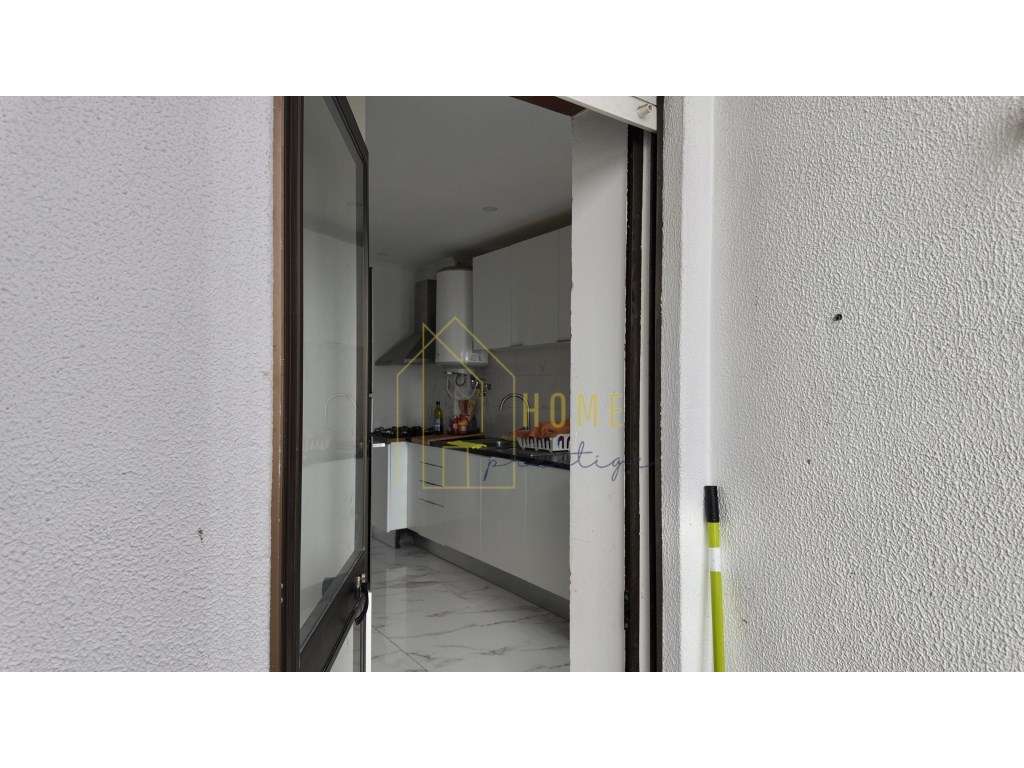 Apartamento T3 Urbanização LOIOS-33