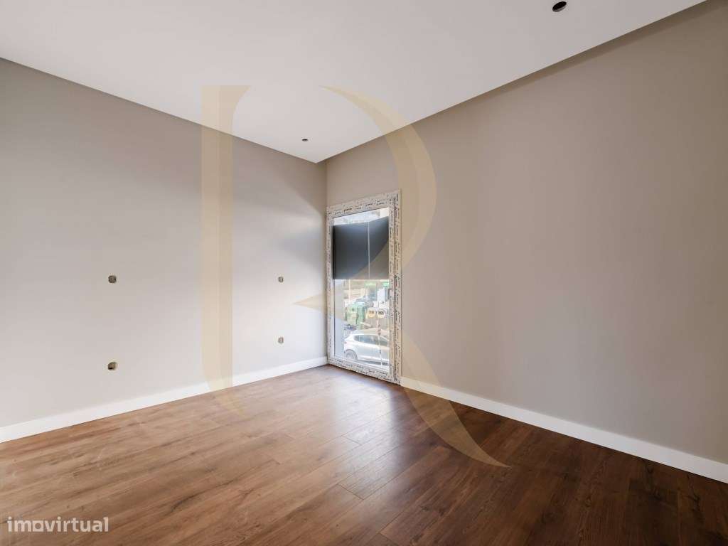 Moradia T4 nova com logradouro nas Paivas - Amora - Seixal-34