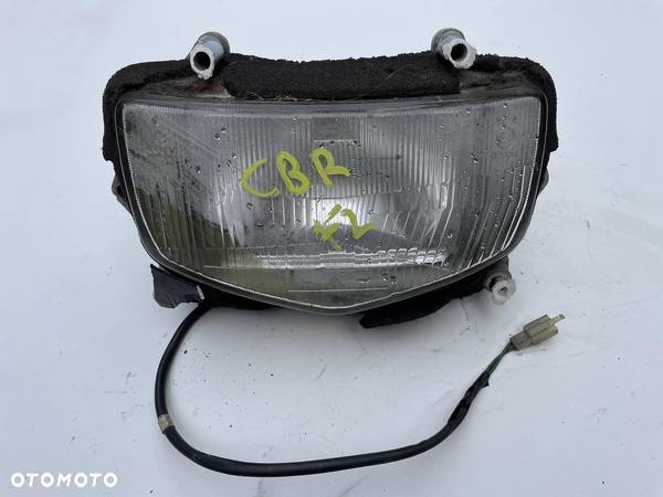 LAMPA PRZEDNIA REFLEKTOR PRZÓD HONDA CBR CBR600 F2 - 2