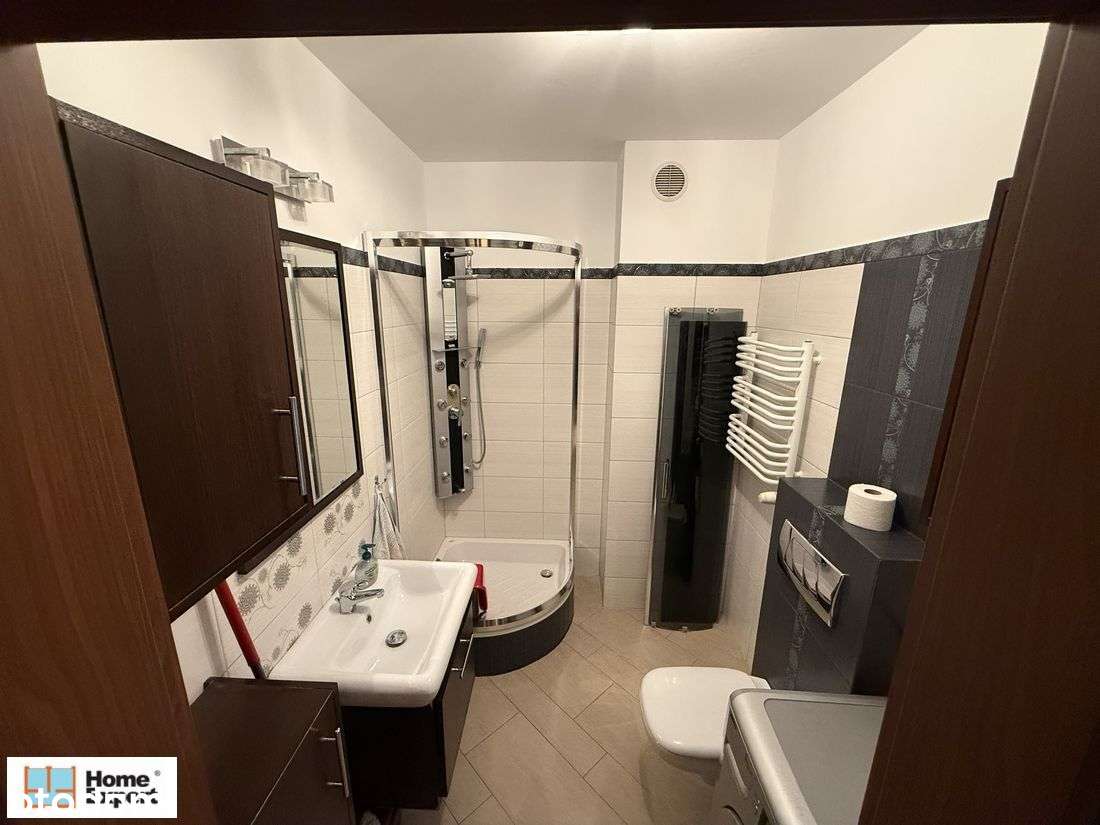 Okolice Miłostowskiej BALKON/WINDA-4