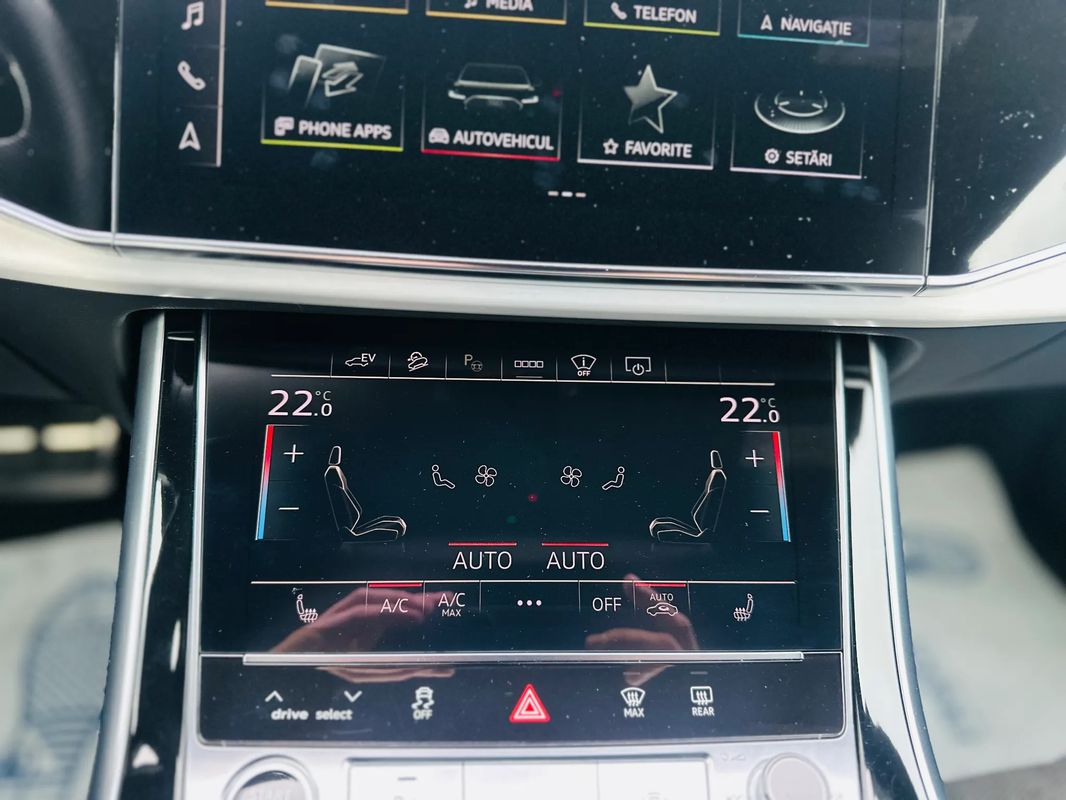 Audi Q8 3.0 55 TFSI e quattro Tiptronic - 29