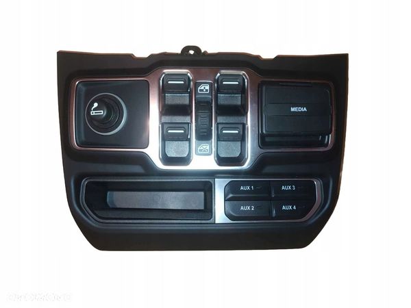 PANEL DO SZYB 6CB77TRMAB JEEP WRANGLER JL - 1