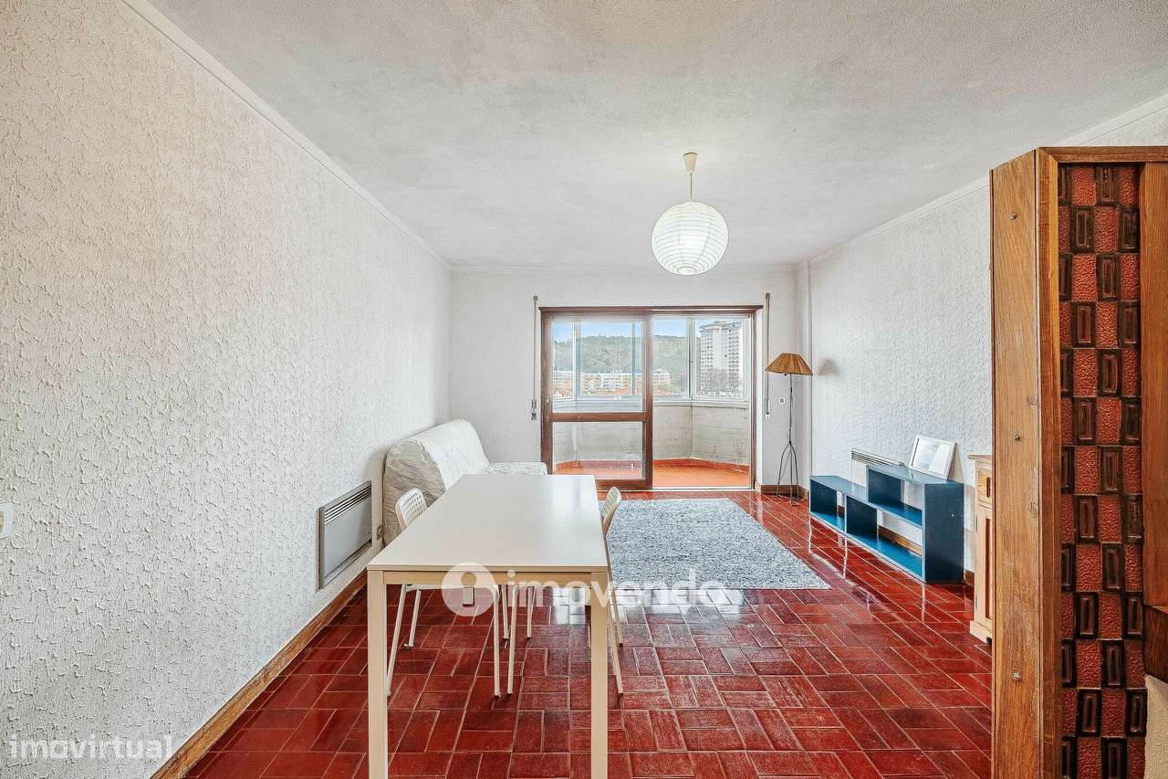 Apartamento T1 junto à praia, com estacionamento, Costa da Caparica - Grande imagem: 4/46