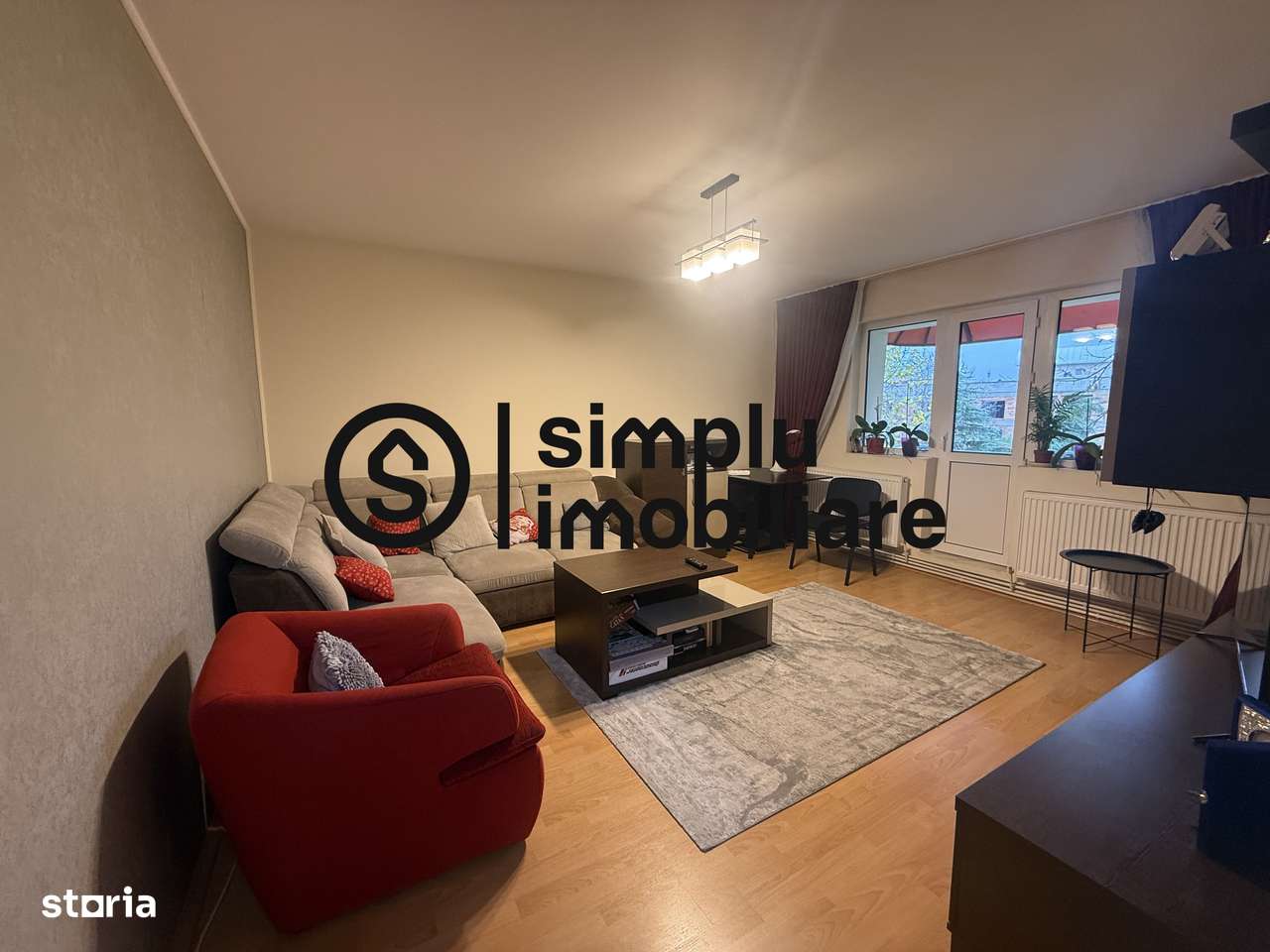 Apartament 3 camere decomandate Central et 2/4 - Imagine principală: 2/19