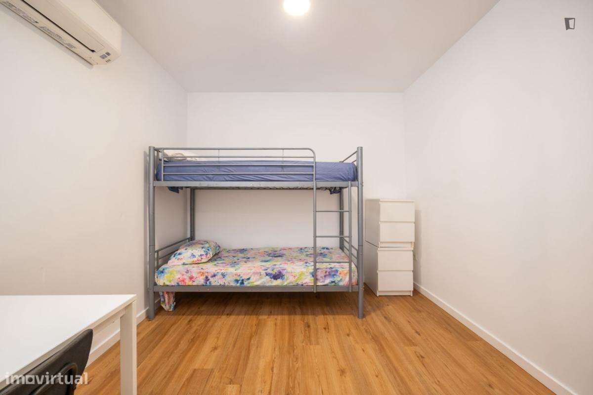 Estúdio - localizado em São Jerónimo Coimbra - Grande imagem: 2/4