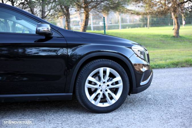 Mercedes-Benz GLA 180 CDi - 24