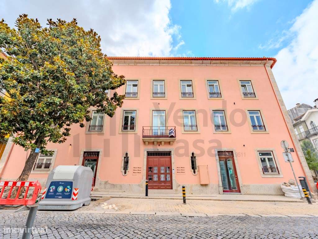 Vende-se T1 - Centro Histórico - Braga-18