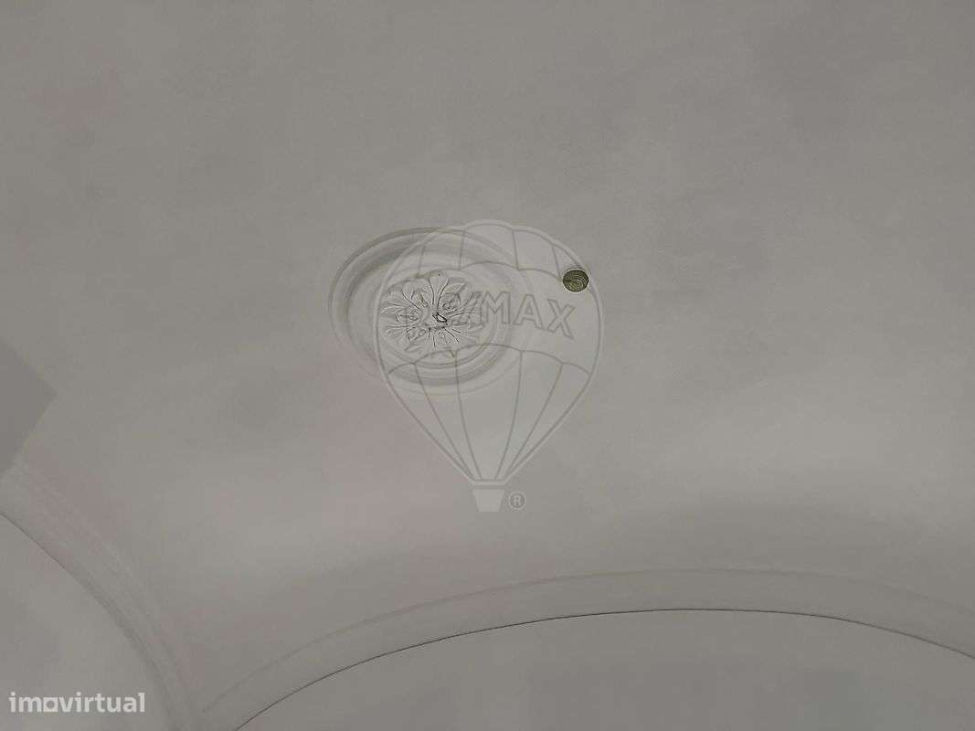 Moradia T2 para venda-5