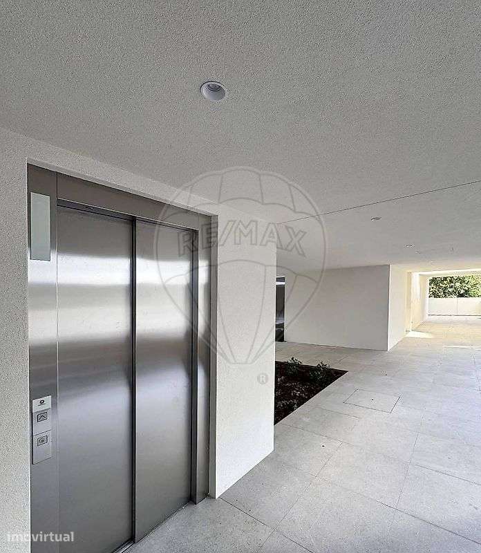 Apartamento T0 para venda - Grande imagem: 2/12