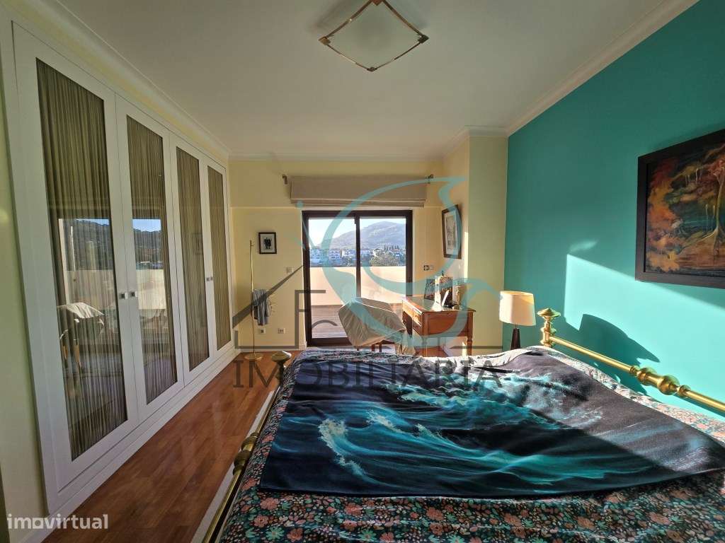 EXCLUSIVO - EXCELENTE APARTAMENTO DUPLEX DE 5 ASSOALHADAS, COM GARA...-49