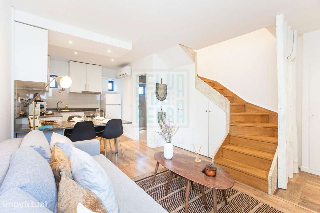 Moradia V2 mobilada e equipada para AL-15