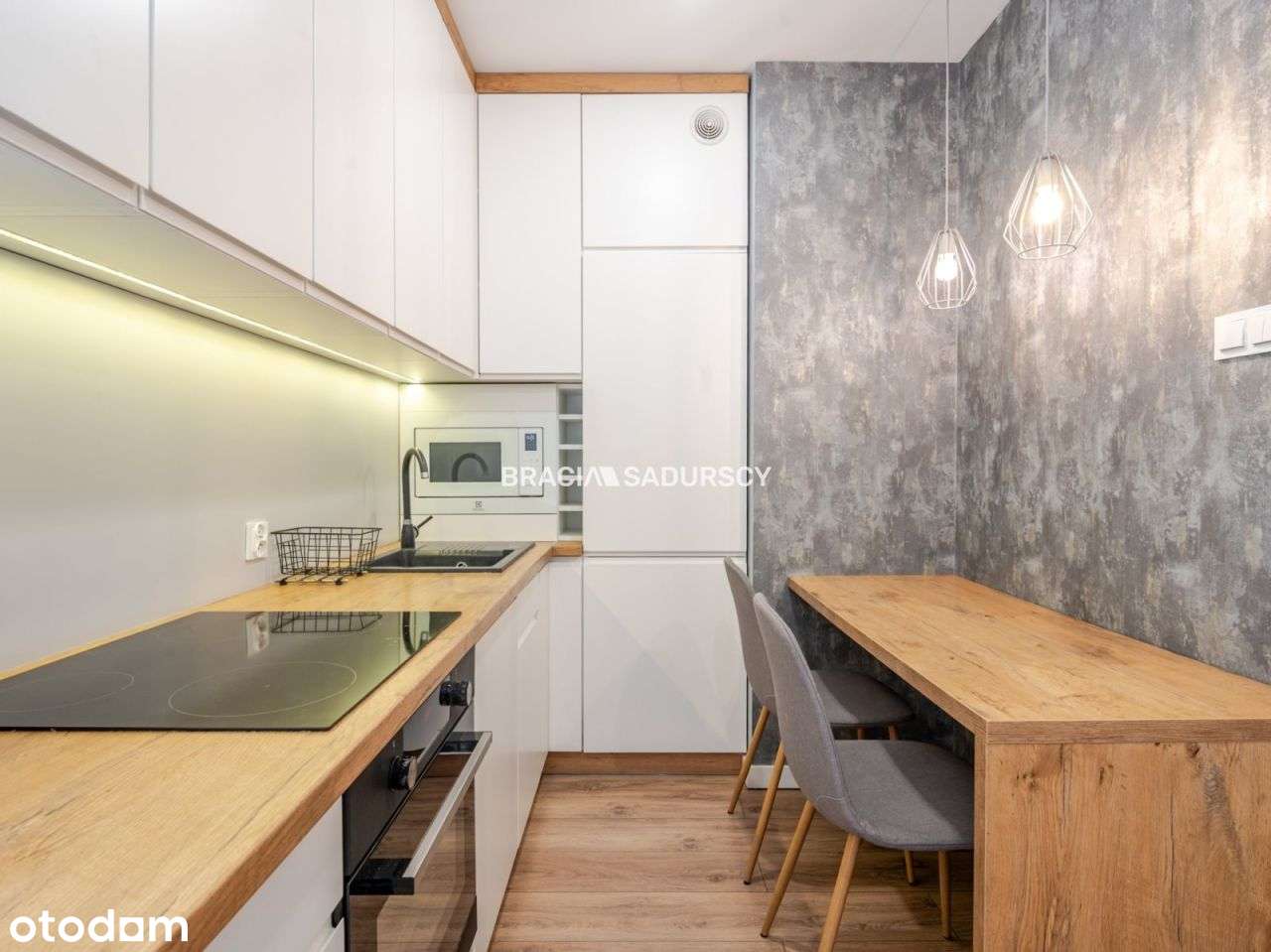 Komfortowo urządzone mieszkanie (taras i parking)-3