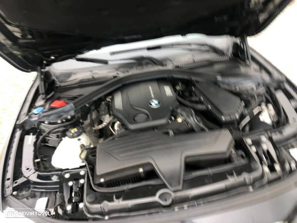 BMW 318 d Line Luxury - 11