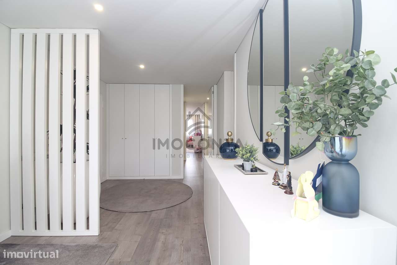 T2+1 de Luxo no Empreendimento Neo Vallis - Valongo-10