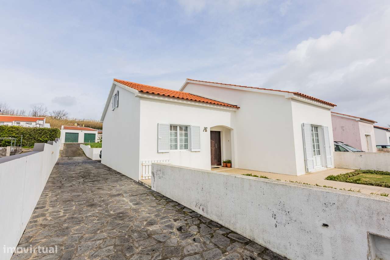 Moradia T4 - Arrifes - Grande imagem: 4/41