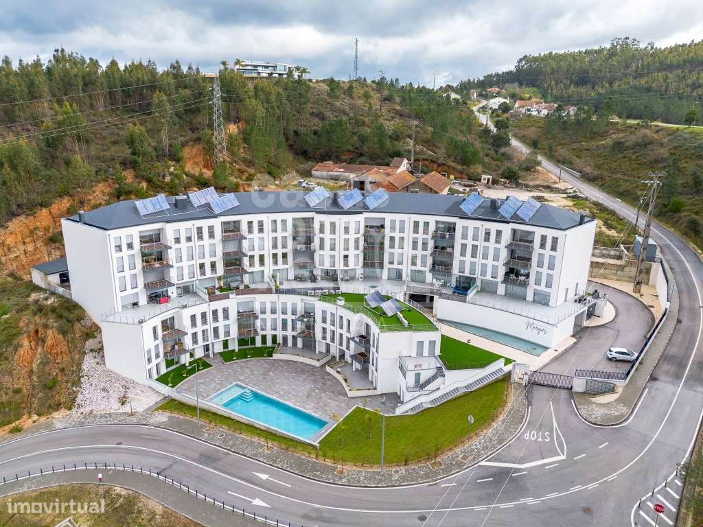 Apartamento T4 de arquitetura moderna junto da cidade, Pombal -Leiria-36