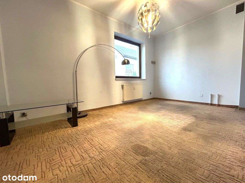 Lokal mieszkalny * nadaje się także na biuro-0