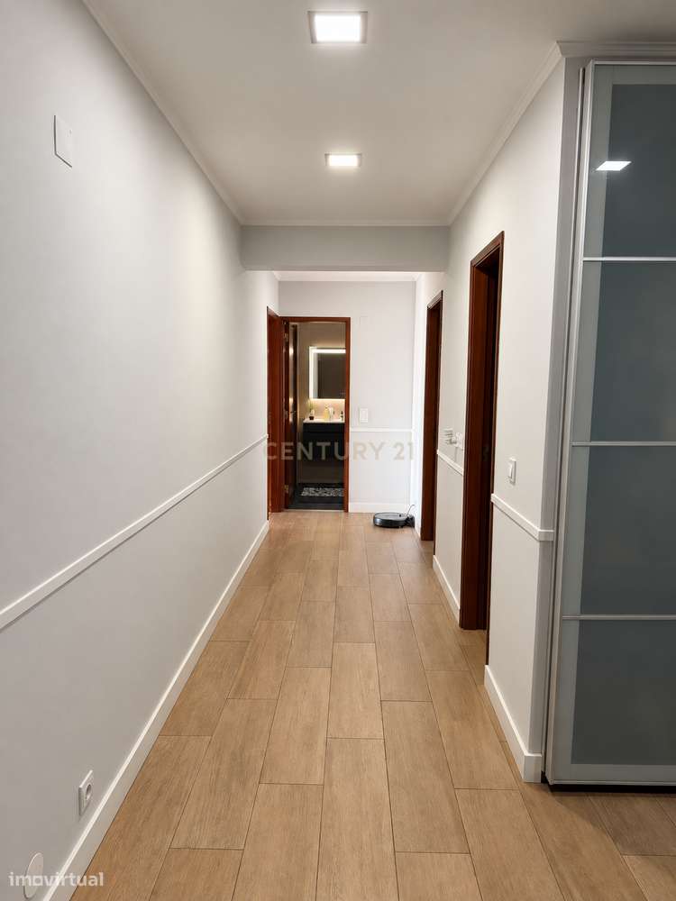 T2 com Terraço e Arrecadação | Porto Alto-9