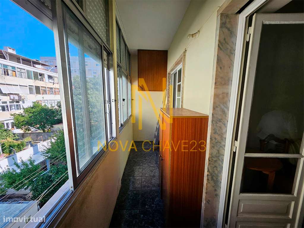 Apartamento T2 Soalheiro em São Domingos de Benfica-6
