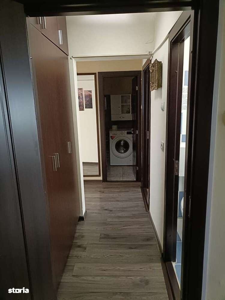 Vânzare apartament 3 camere zona Spitalul Judetean-4