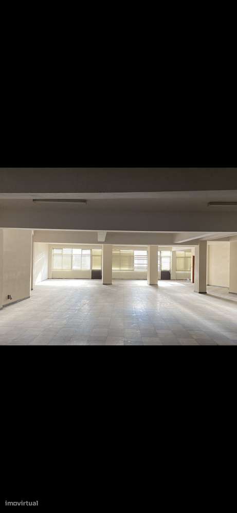 Espaço no Centro com 300m² – Ideal para Transformação em Apartamentos - Grande imagem: 5/5