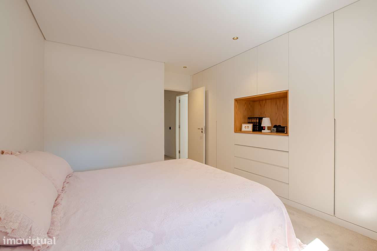 Apartamento T3 Remodelado em Matosinhos Sul - Grande imagem: 4/31