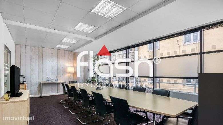 Espaços de Escritórios na Av. da República - Grande imagem: 2/14
