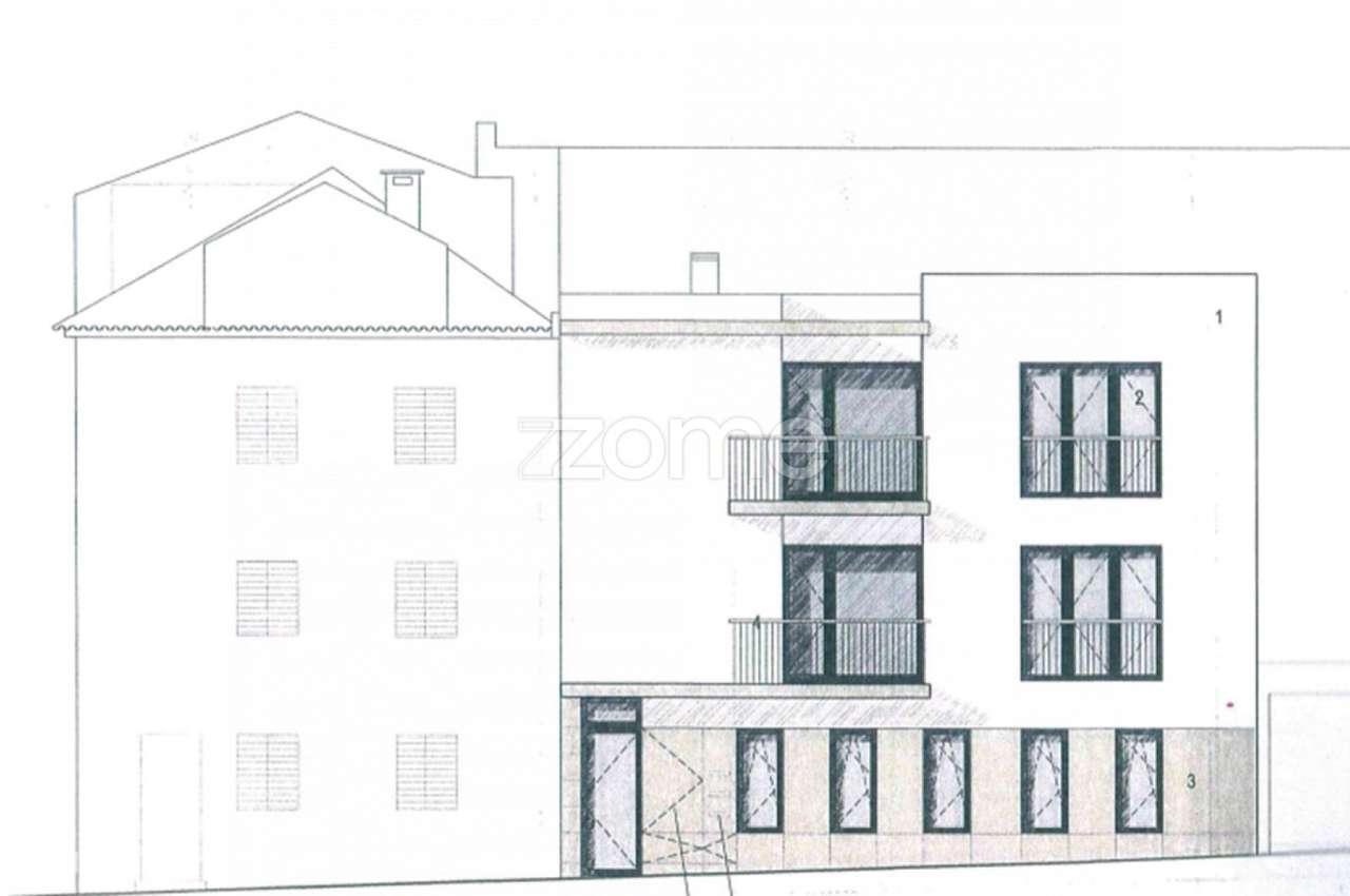 Construção de moradia ou dois apartamentos - Grande imagem: 1/17