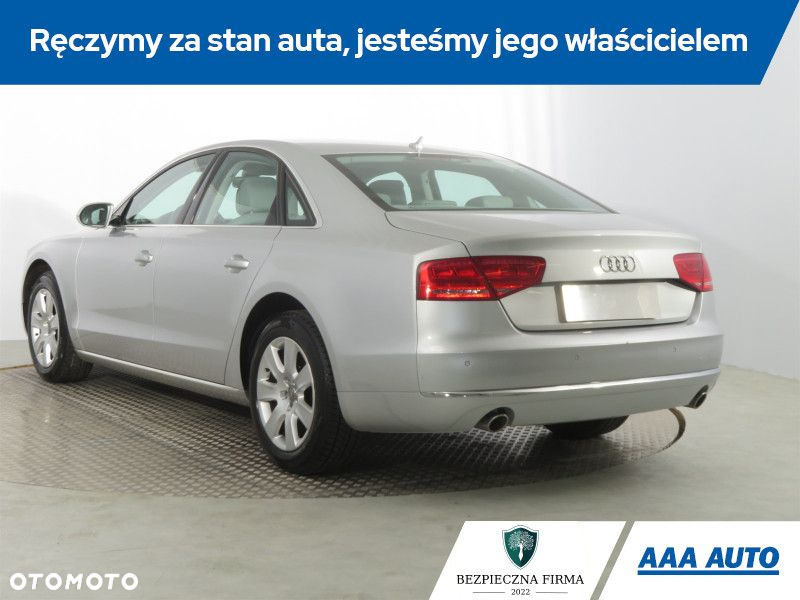 Audi A8 - 5