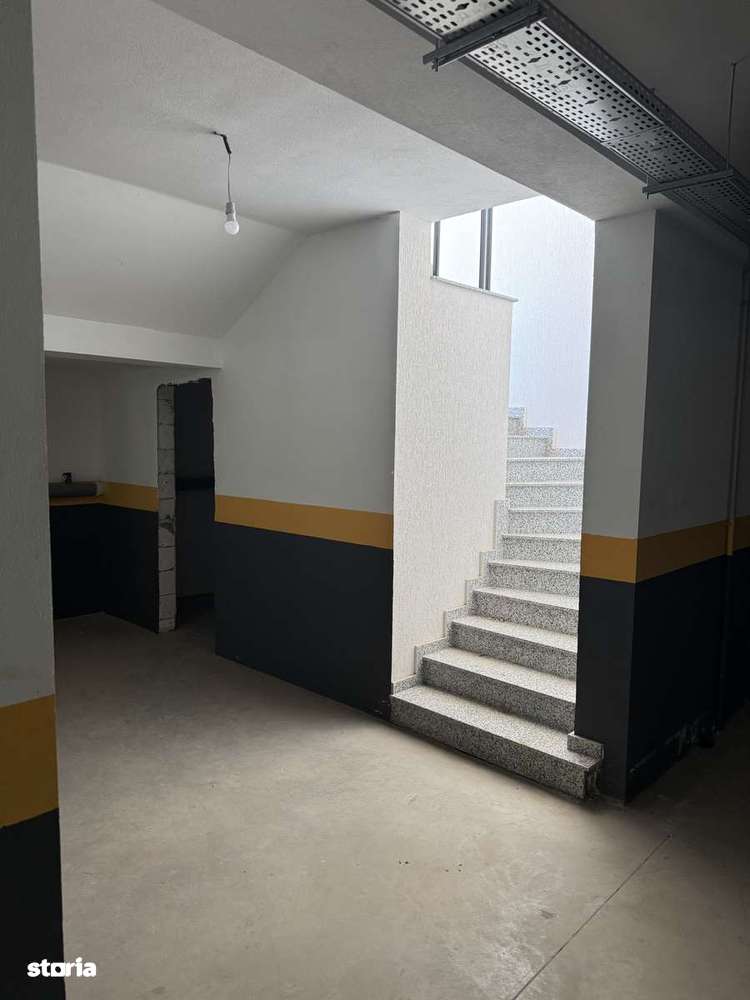 Apartament 3 camere decomandat/nou/ metrou 1Mai-5