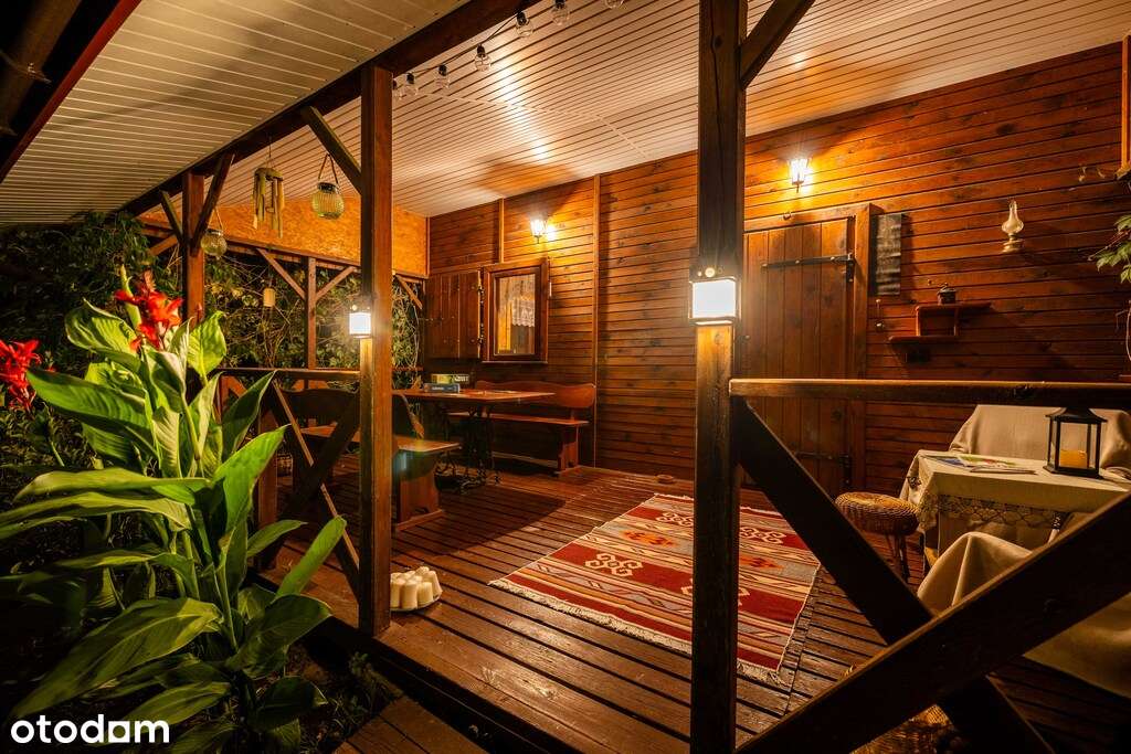 Duża działka z domkiem letniskowym-11