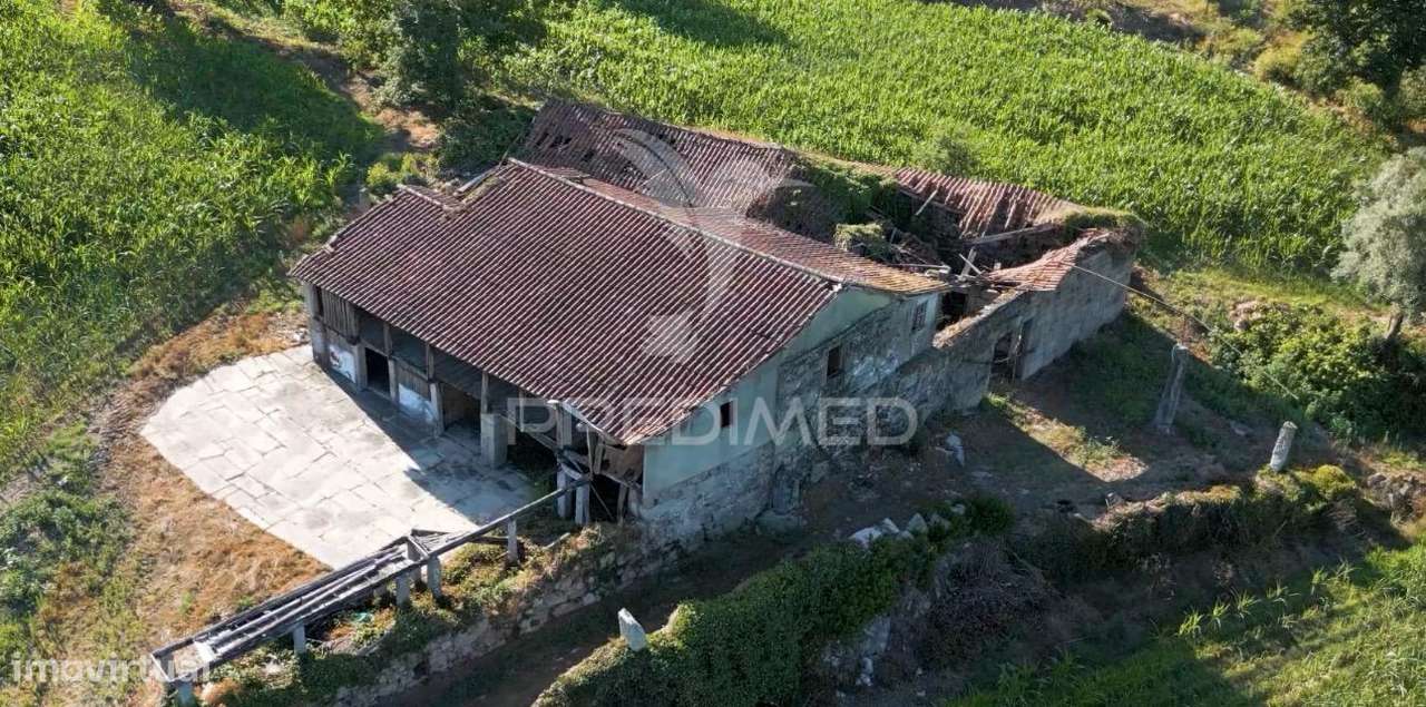 Quinta com "2 Moradias Independentes", em Oleiros, Guimarães - Grande imagem: 4/18