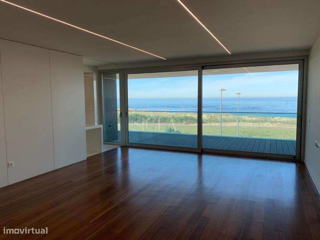 T3 Condominio de Luxo em frente ao mar - Grande imagem: 3/28