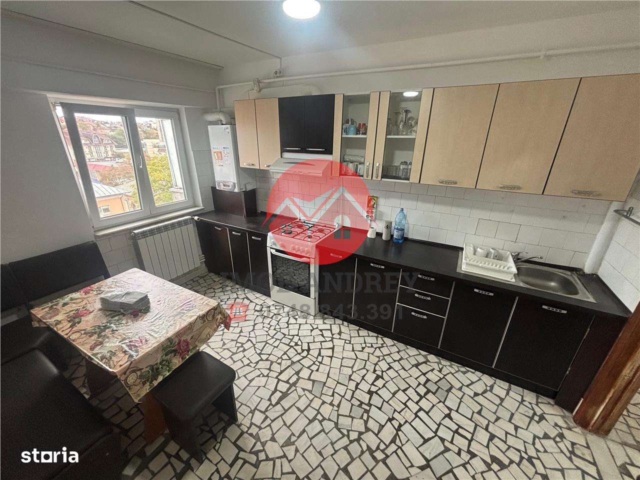 Apartament 4 camere ultracentral, 99 mp, 3 balcoane, partial mobilat - Imagine principală: 3/12