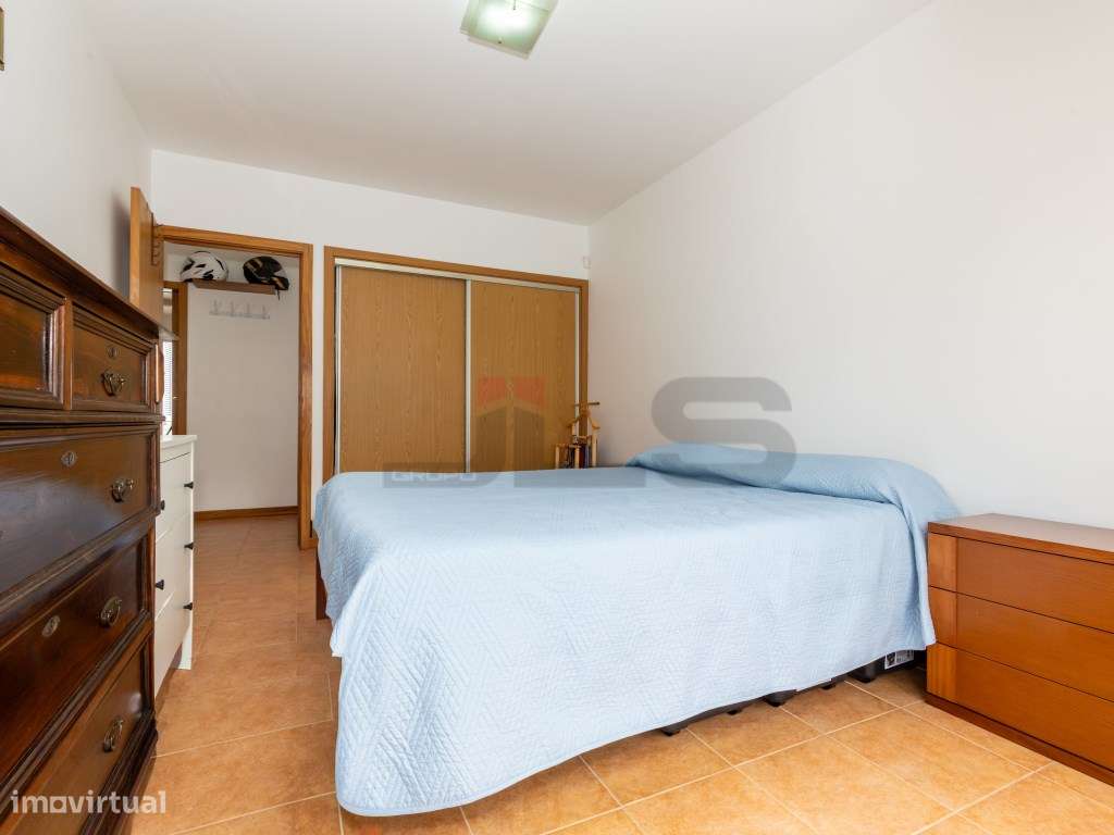 Moradia Térrea em Fenais da Luz: Conforto e Proximidade ao Mar-13